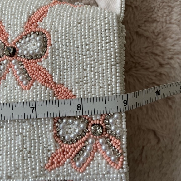 NWT Altar’d State Beaded Bag Cream and Pink Bows - Picture 7 of 13